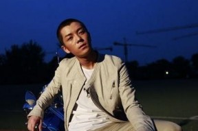 吃瓜娱乐王栎鑫是谁啊,吃瓜娱乐界的实力派歌手与演员